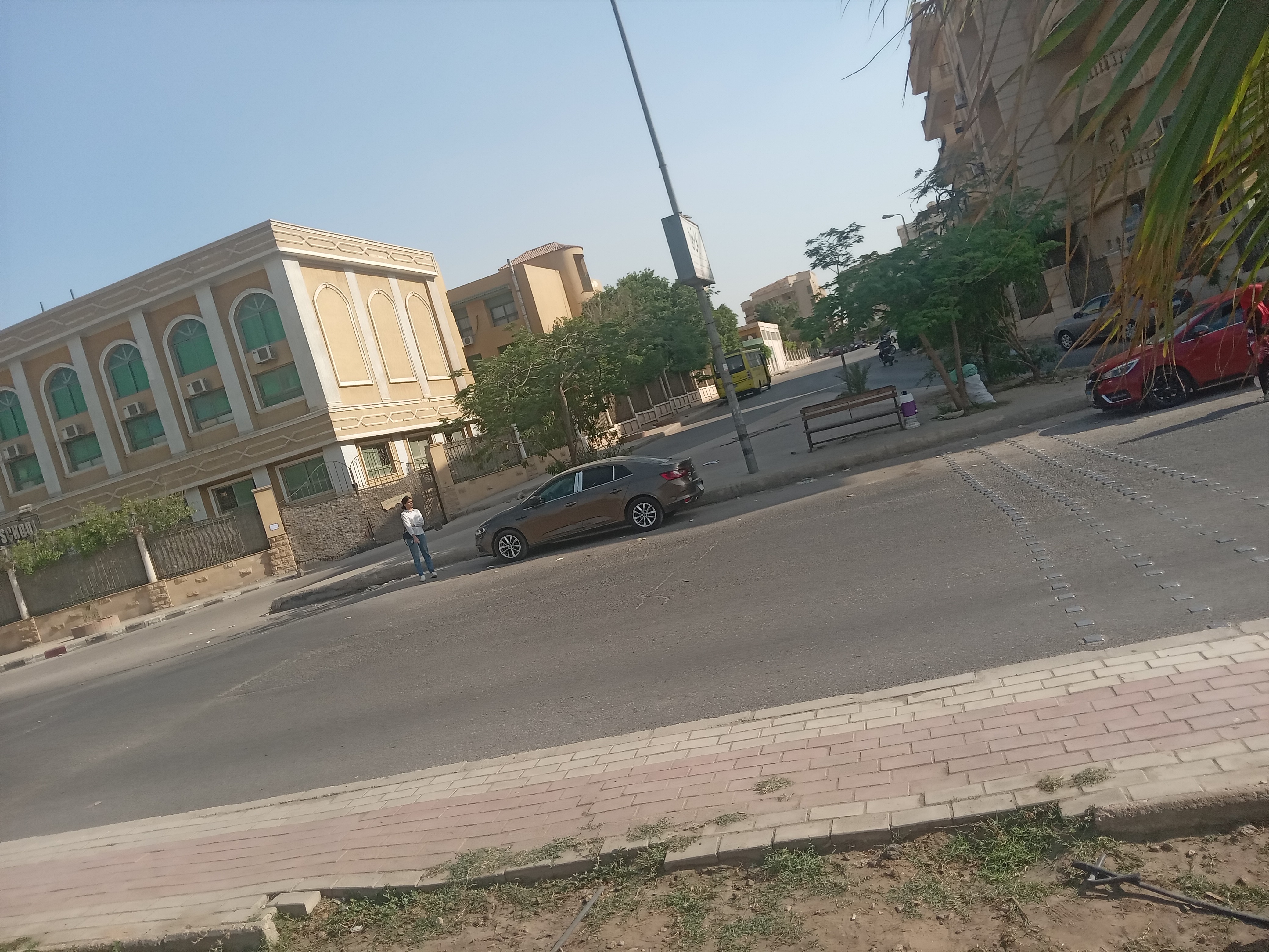 ارض للبيع