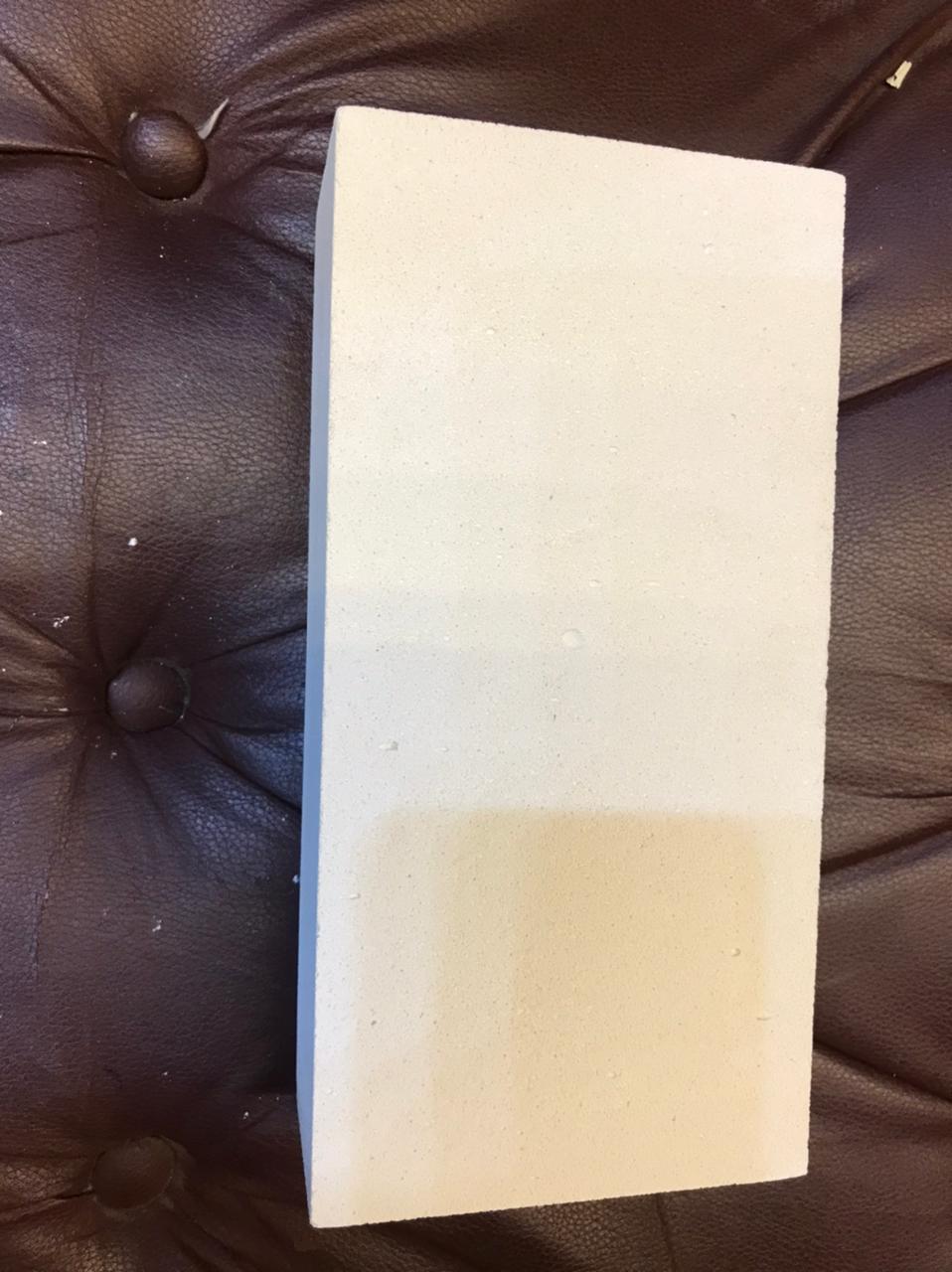 الطوب الابيض الرغوي الخفيف